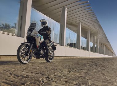 26YM_NX500_Location_Action_03_0228-min