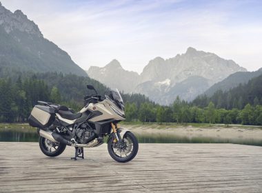 82822_25YM_NT1100_Location_Mat_Ash_Grey_Static_0002_ORIGINAL-min