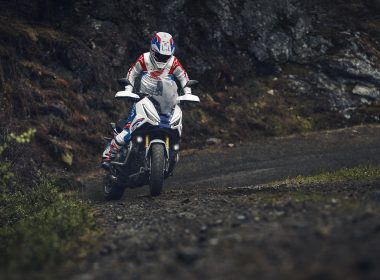 93588_26YM_XADV_SE_Location_Action_04_0197_ORIGINAL-min