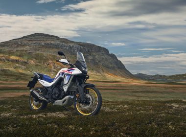 95876_26YM_XL750_Transalp_Location_Static_07_0037_ORIGINAL