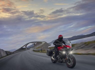 96846_26YM_CB1000GT_Location_Action_12_02042_KV_ORIGINAL (1)-min