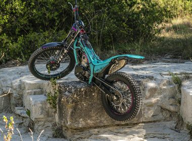 26YM_ Montesa_Cota_301RR_100328