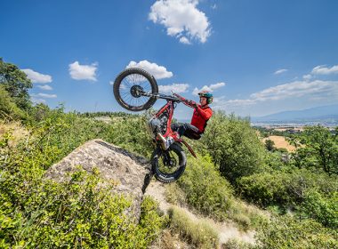 26YM_Montesa_260R_04_01