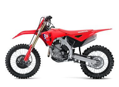 25YM_CRF450R_Studio_LHS